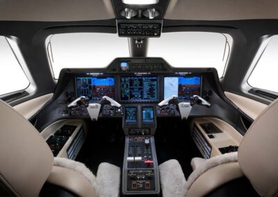 Phenom 300 Cockpit